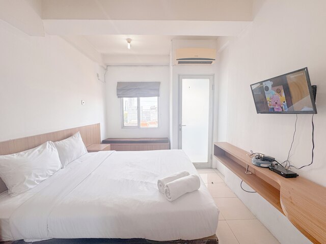 コンパクト アンド レストフル スタジオ アット パビリオン ペルマタ アパートメント