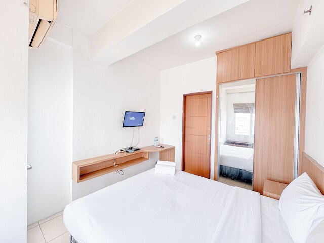 コンパクト アンド レストフル スタジオ アット パビリオン ペルマタ アパートメント