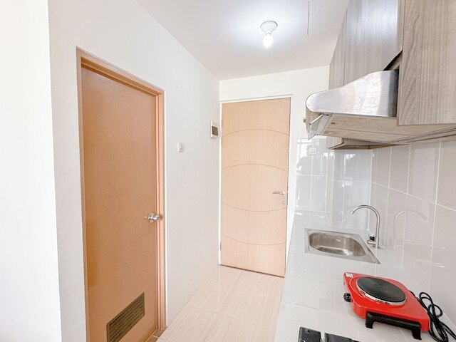 コンフォータブル リビング アンド ナイセスト スタジオ アット バレ ヒンギル アパートメント