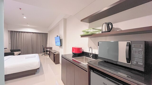 セレーン スタジオ (ノー キッチン) スペース スケールズ レジデンス ヌサドゥア バリ アパートメント