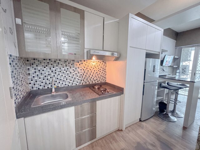 コンフォータブル リビング アンド グッド プレイス 1 ベッドルーム アット タングリン スーパーモール マンション アパートメント