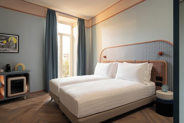 クラウド 7 ローマ ホテル