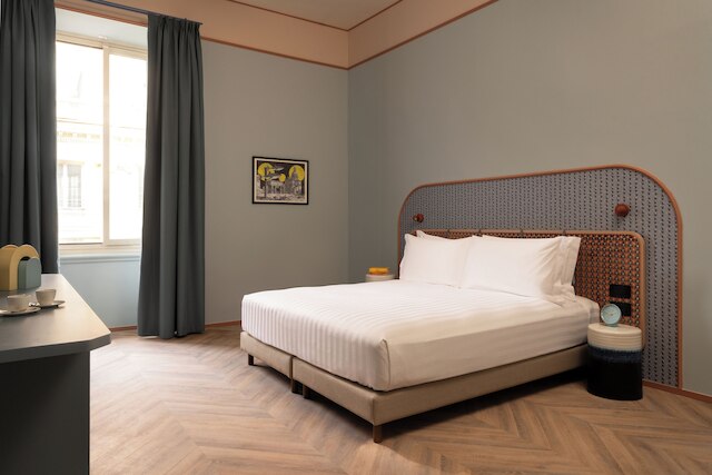 クラウド 7 ローマ ホテル