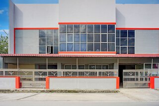 ホテル O パンシング ニア ウニベルシタス ネゲリ メダン ( UNIMED ) フォーマリー ナディラ ホームステイ