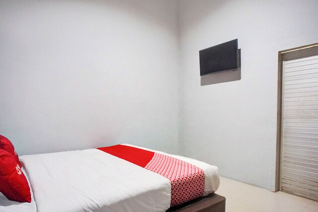 ホテル O パンシング ニア ウニベルシタス ネゲリ メダン ( UNIMED ) フォーマリー ナディラ ホームステイ