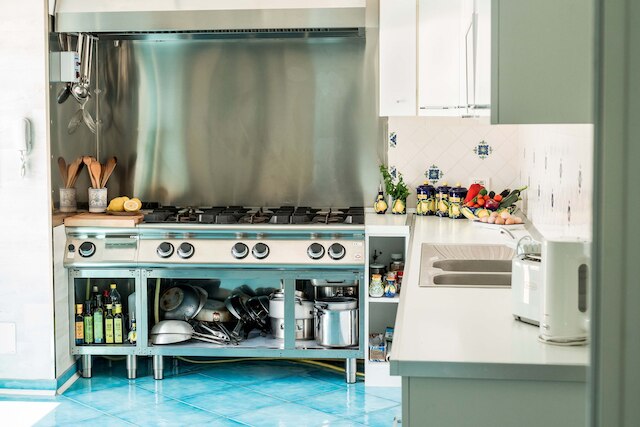 ヴィラ ピットレスカ イン ラヴェッロ