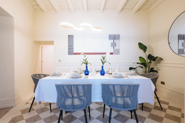 ラグジュリアス アパートメント ウィズ パティオ アンド プール