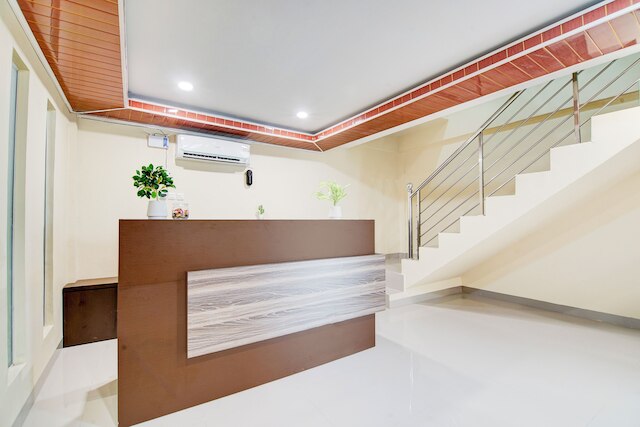 コレクション O プサット コタ ペカンバル ニア ルマ サキット プリマ フォーマリー キングズ ホームステイ