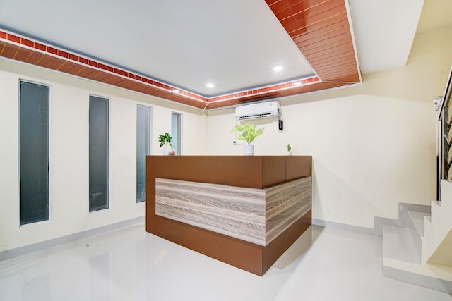 コレクション O プサット コタ ペカンバル ニア ルマ サキット プリマ フォーマリー キングズ ホームステイ