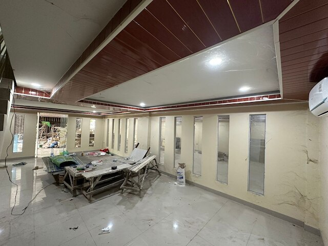 コレクション O プサット コタ ペカンバル ニア ルマ サキット プリマ フォーマリー キングズ ホームステイ