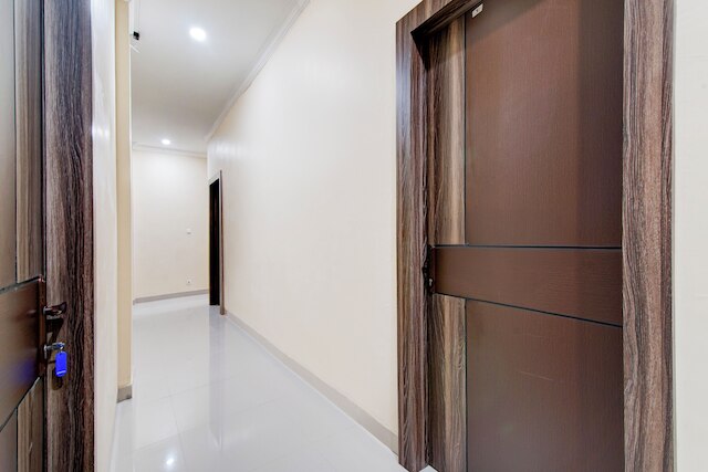 コレクション O プサット コタ ペカンバル ニア ルマ サキット プリマ フォーマリー キングズ ホームステイ