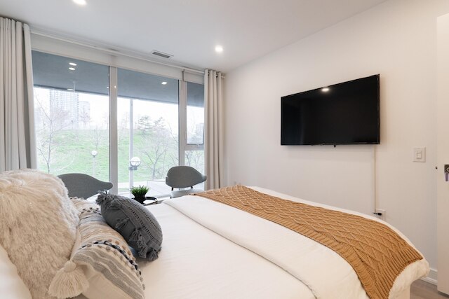 リベットステイズ - ダン レッキー