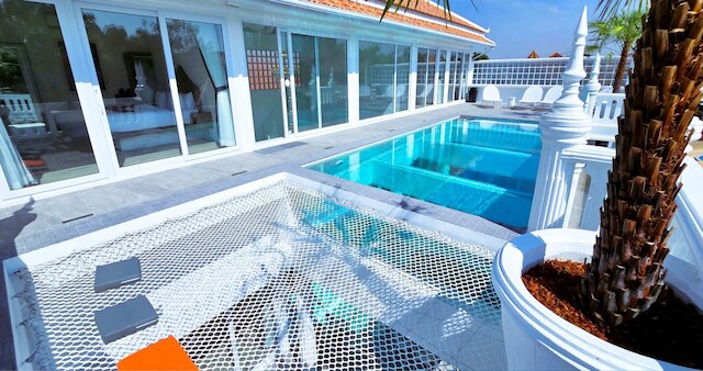 スターランド ラグジュアリー プール ヴィラ パタヤ 8 ベッドルームズ