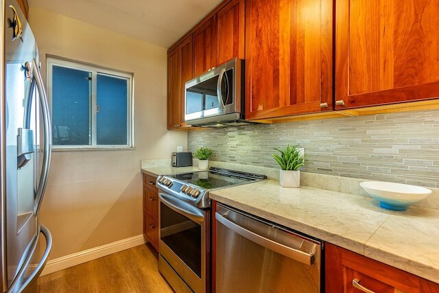 メネフネ ショアーズ 324 2 ベッドルーム コンド