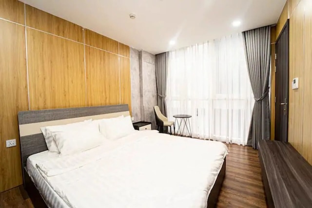 セレニティ スカイ スイーツ イン ディストリクト 3