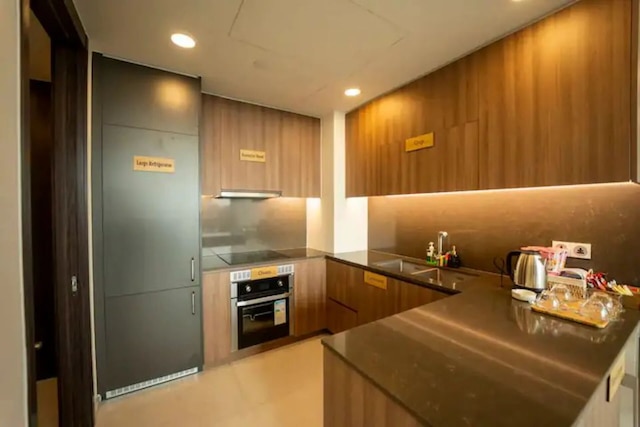 セレニティ スカイ スイーツ イン ディストリクト 3