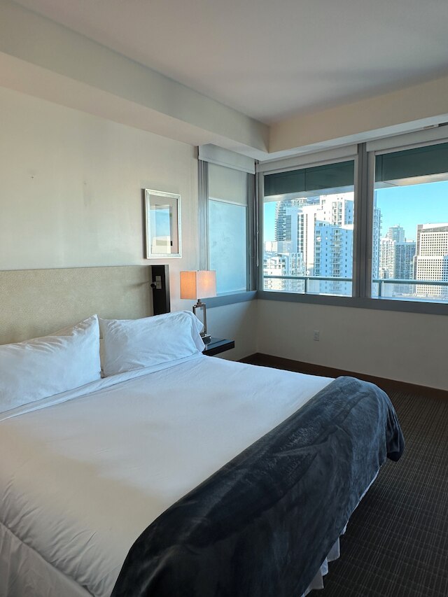 AKA ブリッケル コンド フリー パーキング バイ パレルモ ホーム マイアミ