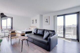 エグゼクティブ スタジオ イン クラレンドン