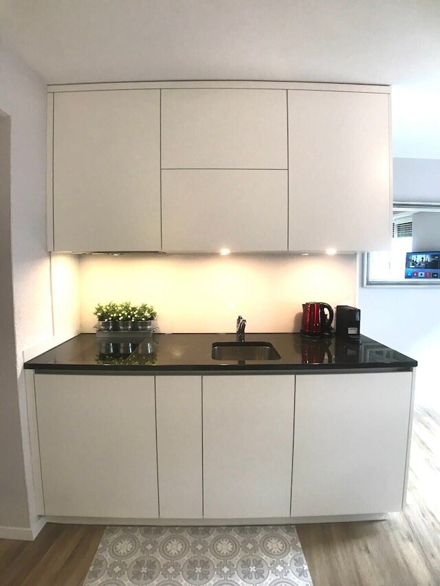 カヤ チューリッヒ ニーダードルフ