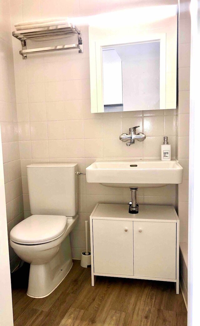 カヤ チューリッヒ ニーダードルフ