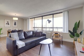 クリスタルシティ モダン アパート ウィズ ジム