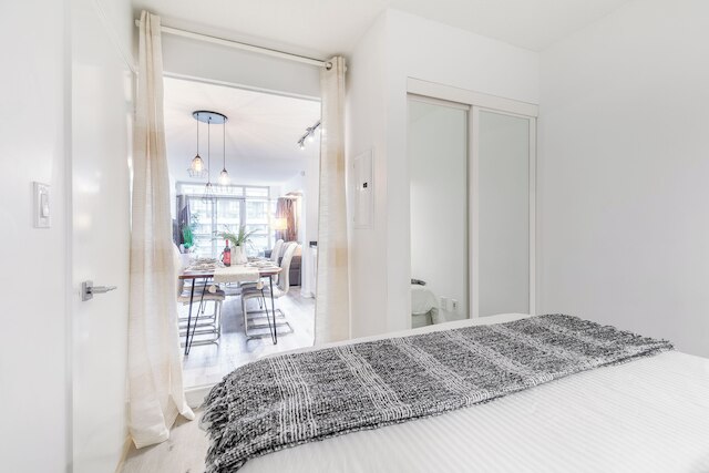 リベットステイズ - ザ パレード