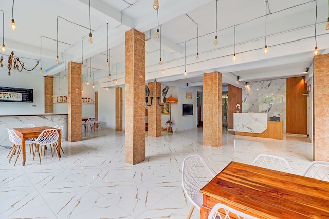 タウンハウス オーク レギャン ニア レギャン ビーチ フォーマリー サヤン マハ メルタ