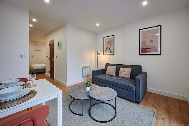 ホスト ステイ デラックス スタジオ フォー トゥ セブンステイ アパートメント