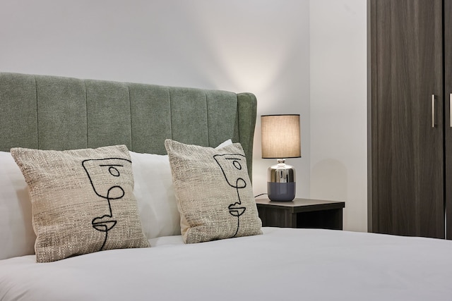 ホスト ステイ デラックス スタジオ フォー トゥ セブンステイ アパートメント