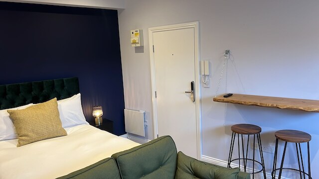 レスター スクエア サード フロア スタジオ