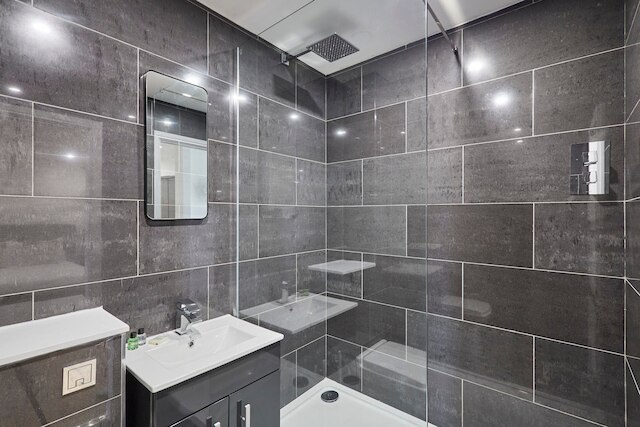 ホスト ステイ バルコニー ルーム フォー トゥー ゲスト セブンステイ アパートメンツ