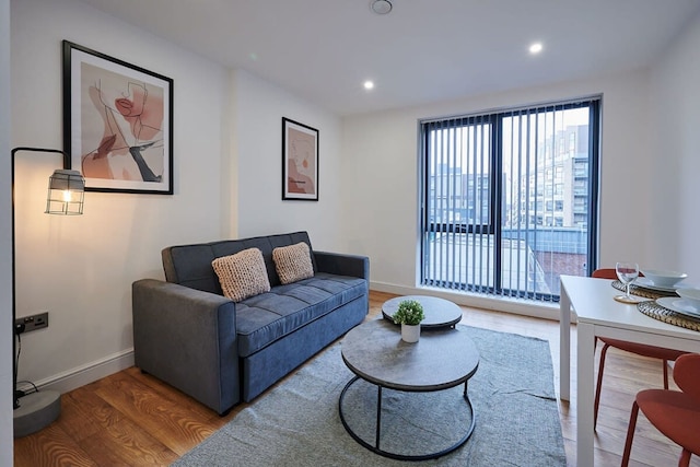 ホスト ステイ グループド ルームズ セブンステイ アパートメント