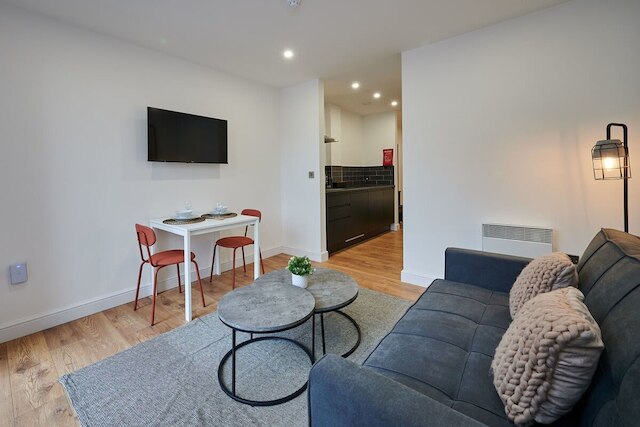 ホスト ステイ グループド ルームズ セブンステイ アパートメント