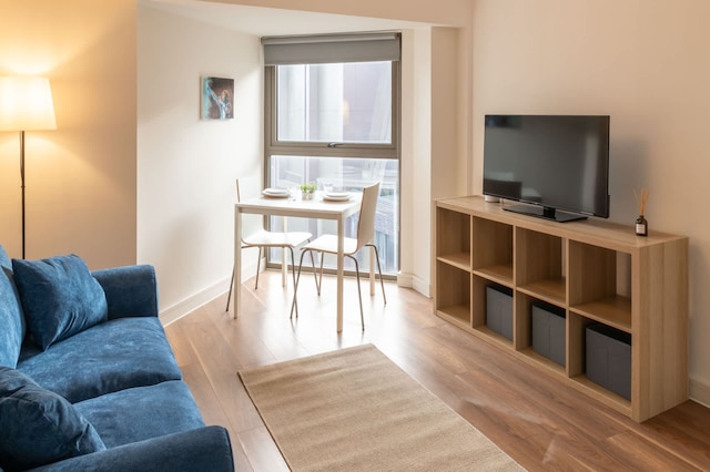 ホスト ステイ ネイション ウェイ リトリート