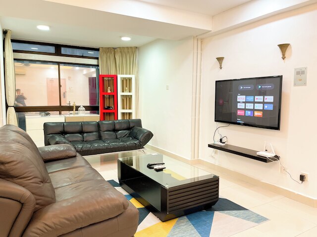 ファーレンハイト 88 ブキッ ビンタン by マンハッタン グループ