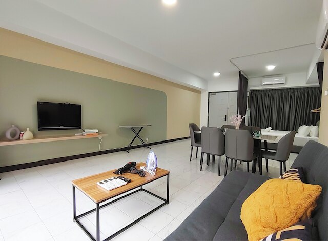 プラザ ベルジャヤ バイ マンハッタン グループ