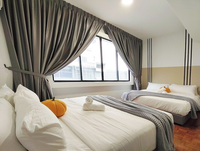 プラザ ベルジャヤ バイ マンハッタン グループ