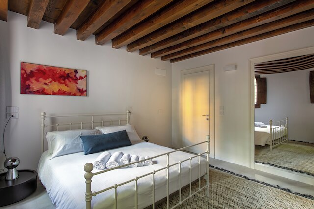 パラッツォ ヴェネレ アパートメンツ