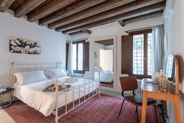 パラッツォ ヴェネレ アパートメンツ