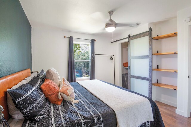 ベッドルーム イン ホーム 7 マイルズ フロム ダウンタウン