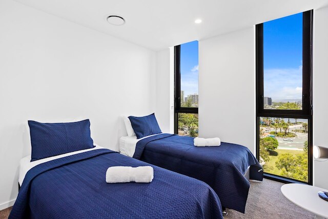 ウォーターフロント エスケープ アット エッセンティア