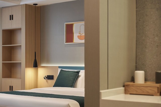 オール イン ライト ラグジュアリー ホテル