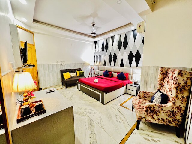 ディバイン イン ホテル ラジョーリー ガーデン