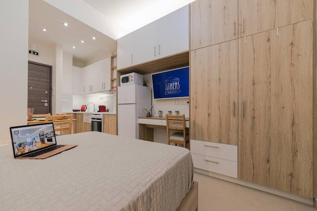 スモール アンド コージー スタジオ