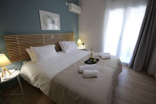 ペントハウス ラックス フラット ウィズ 2 ベッドルーム ネクスト トゥ ラリッシス