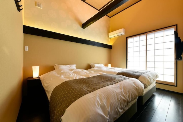 美盧八条源町別邸