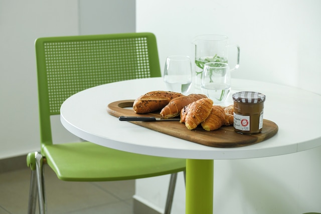 1 ベッドルーム アパートメント ウィズ リビングルーム & ラーニングエリア