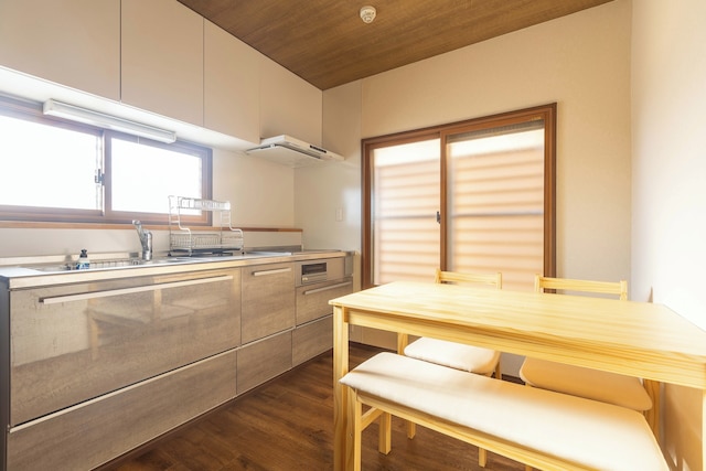 美盧・伏見稲荷邸北館