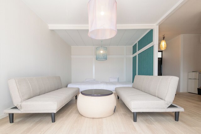 KAWAZU BEACH HOUSE BLUE MOON