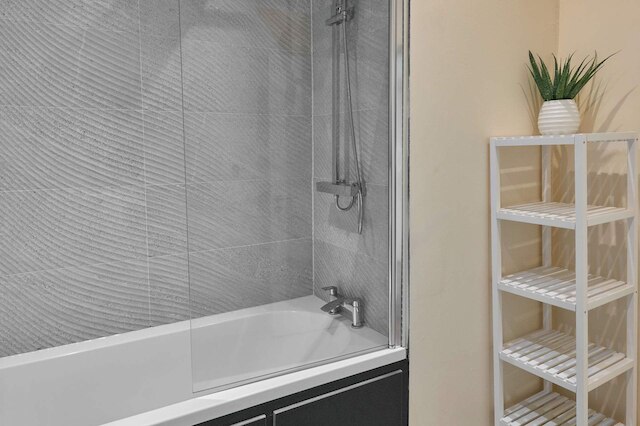 ホスト ステイ スリー グレイセス ゲッタウェイ